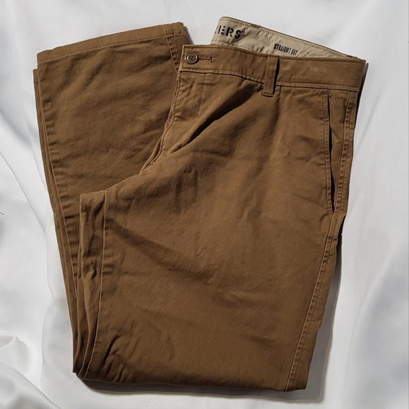 Dockers Other - Dockers Men's Brown Ultimate Chinos Straight Fit Versatile Pants Size 38X32
